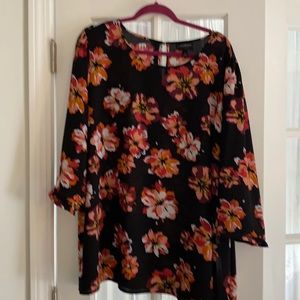 Black three Quarter sleeved